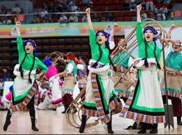 英格拉姆29+9约翰逊30+7+9 猛龙主场轻取老鹰