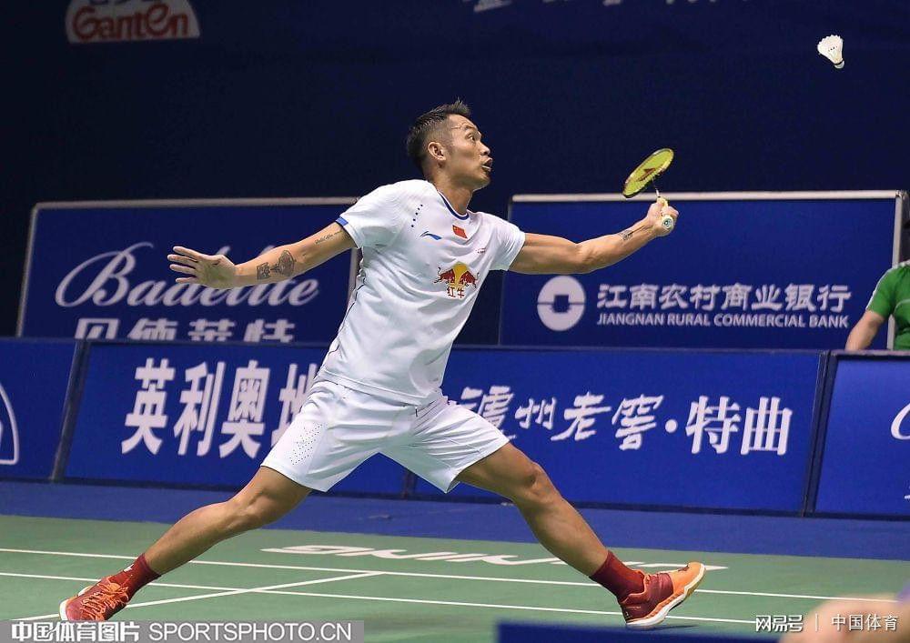 中国足球小将09球员吕孟洋在西班牙球队注册，与邝兆镭同队.