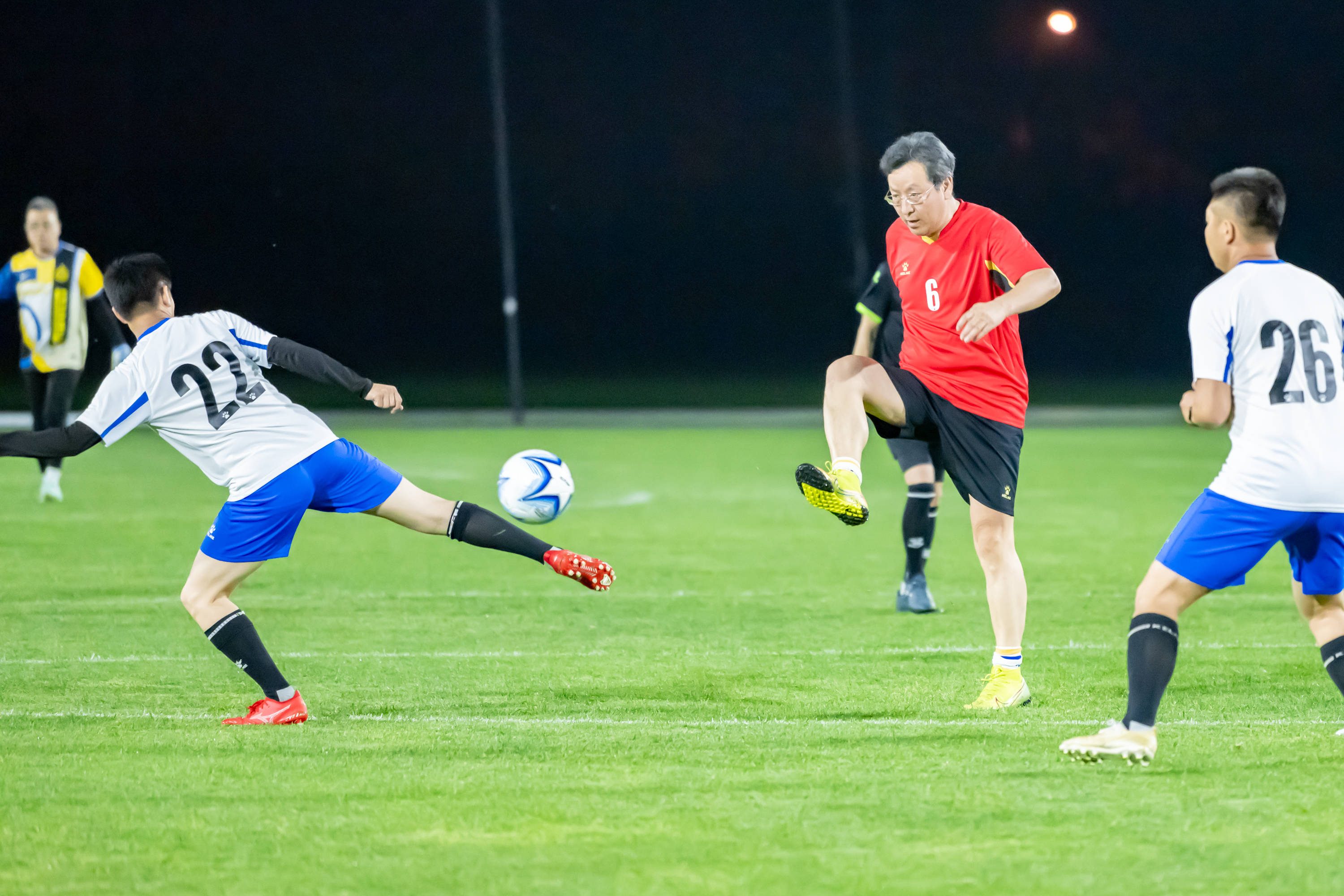 无论是点球 无论是点球