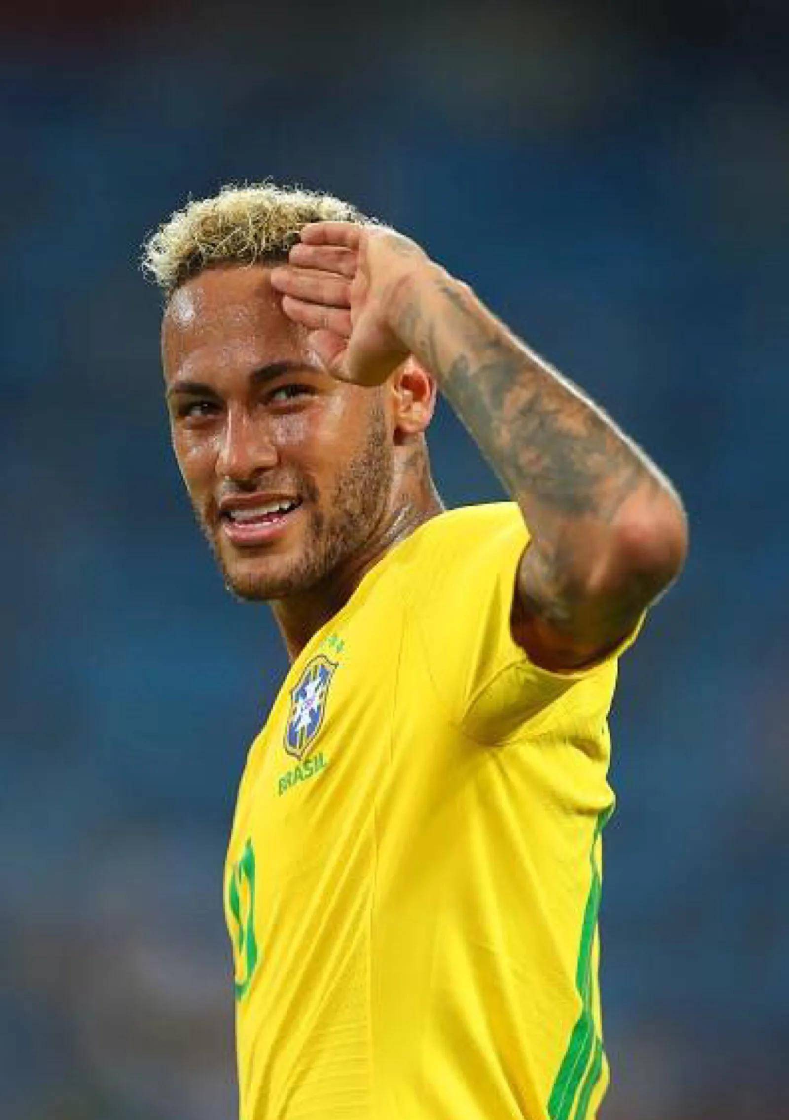 官宣：阿森納後衛錢伯斯轉會加盟阿斯頓維拉.